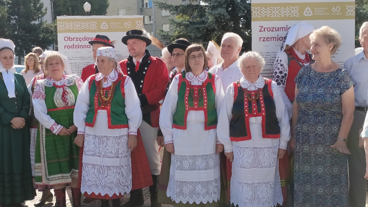 wernisaż wystawy Muzeum Kultury Kurpiowskiej - zdjęcie #30 - eOstroleka.pl