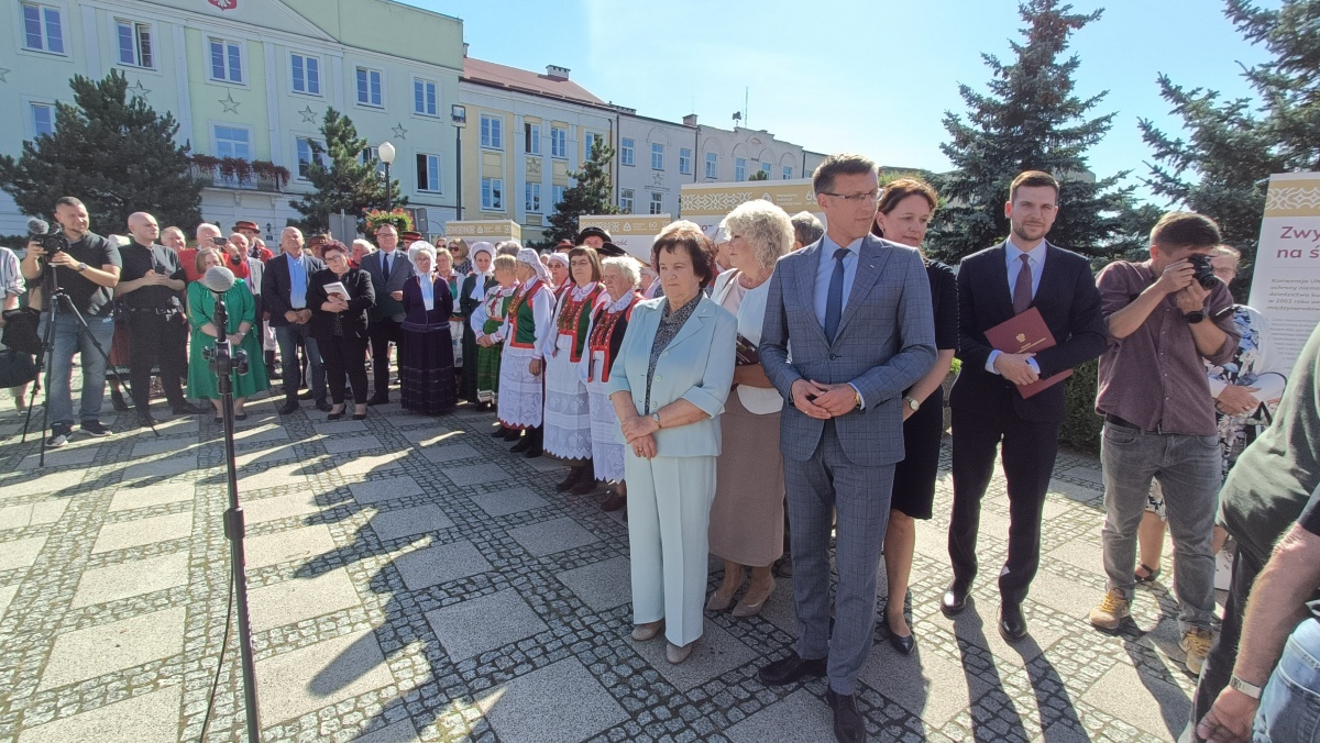 wernisaż wystawy Muzeum Kultury Kurpiowskiej - zdjęcie #26 - eOstroleka.pl