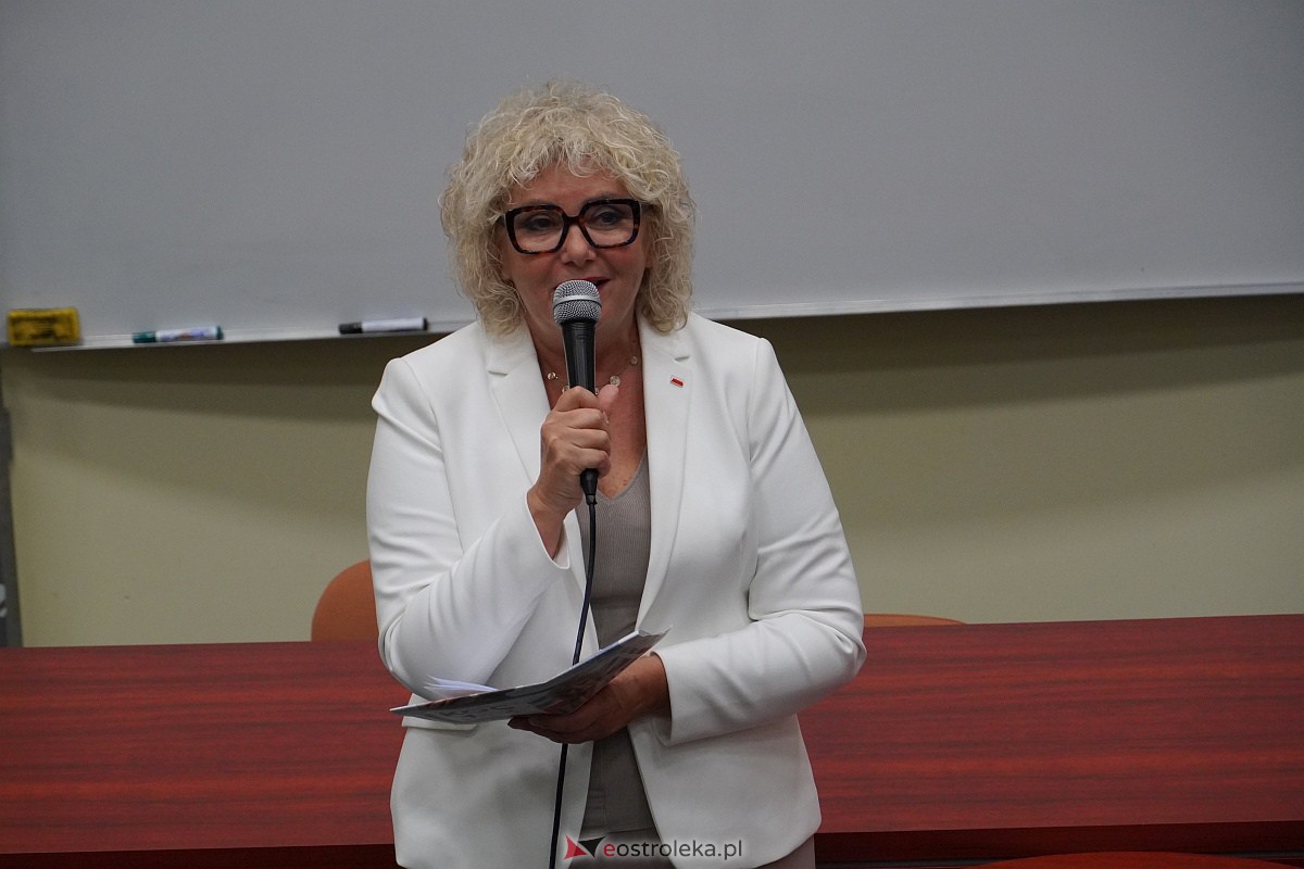 Spotkanie wyborcze PiS w Ostrołęce [21.09.2023] - zdjęcie #27 - eOstroleka.pl