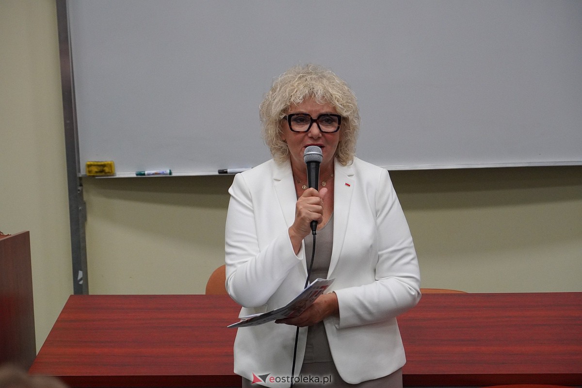 Spotkanie wyborcze PiS w Ostrołęce [21.09.2023] - zdjęcie #26 - eOstroleka.pl