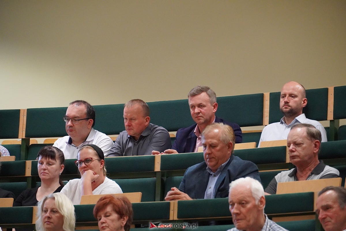 Spotkanie wyborcze PiS w Ostrołęce [21.09.2023] - zdjęcie #16 - eOstroleka.pl