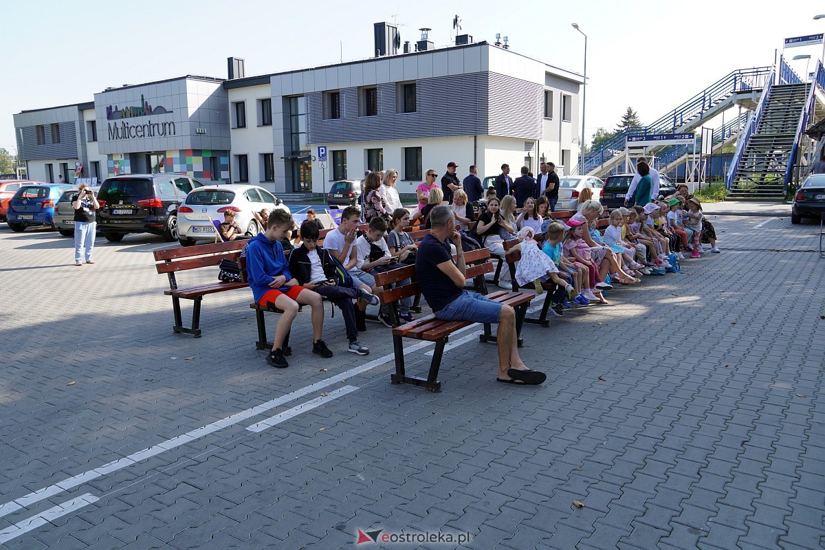 Piknik Czytelniczy. Otwarcie filii MBP Stacja Biblioteka [22.09.2023] - zdjęcie #99 - eOstroleka.pl