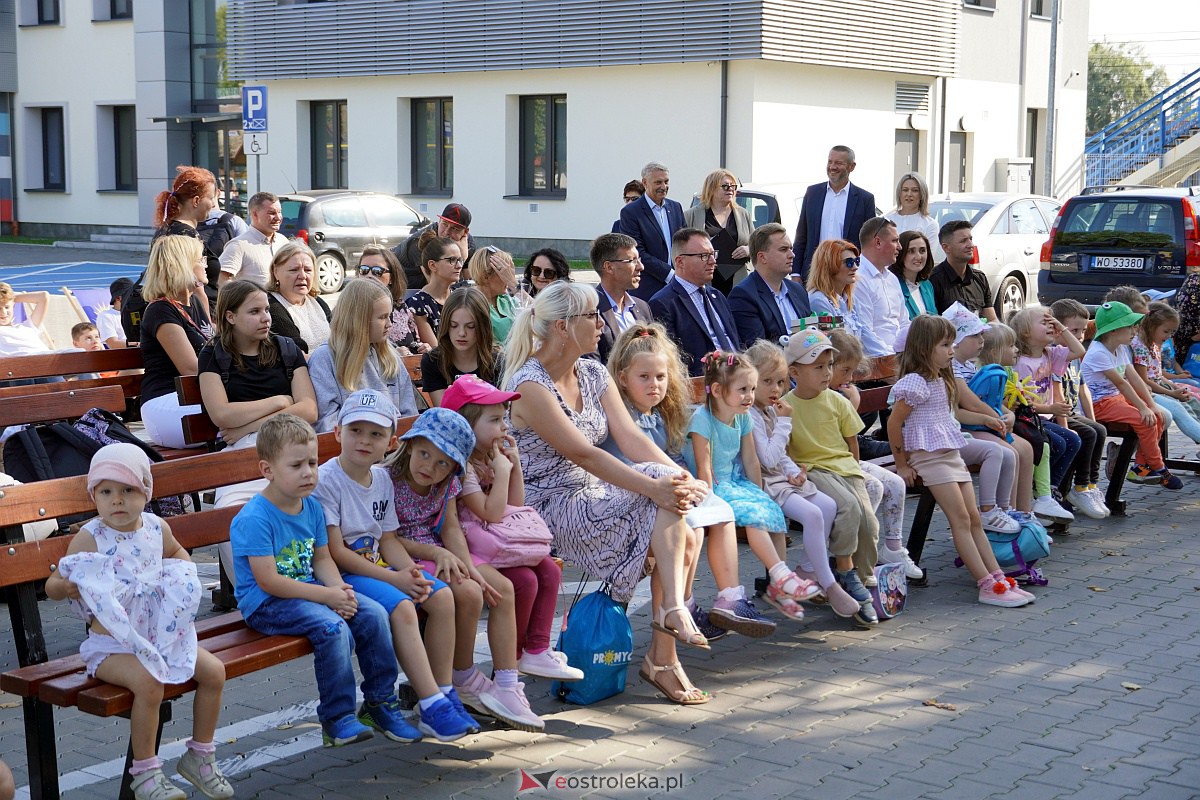 Piknik Czytelniczy. Otwarcie filii MBP Stacja Biblioteka [22.09.2023] - zdjęcie #87 - eOstroleka.pl