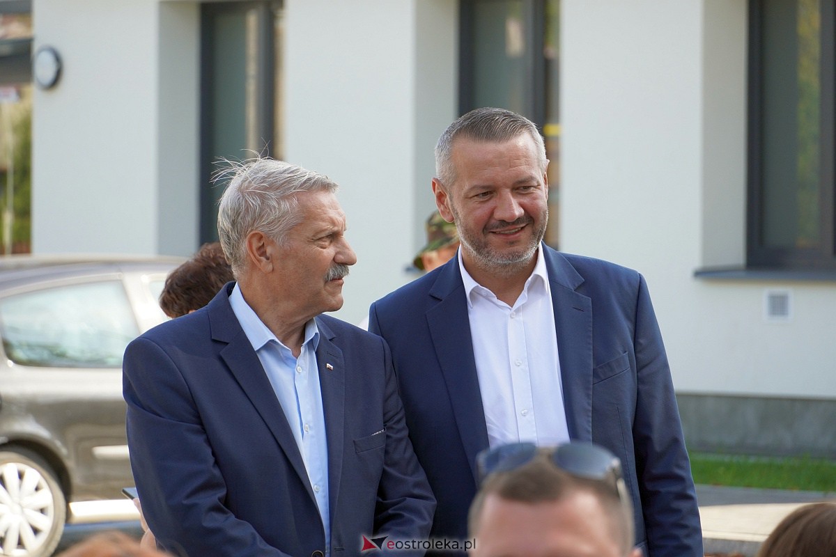 Piknik Czytelniczy. Otwarcie filii MBP Stacja Biblioteka [22.09.2023] - zdjęcie #85 - eOstroleka.pl
