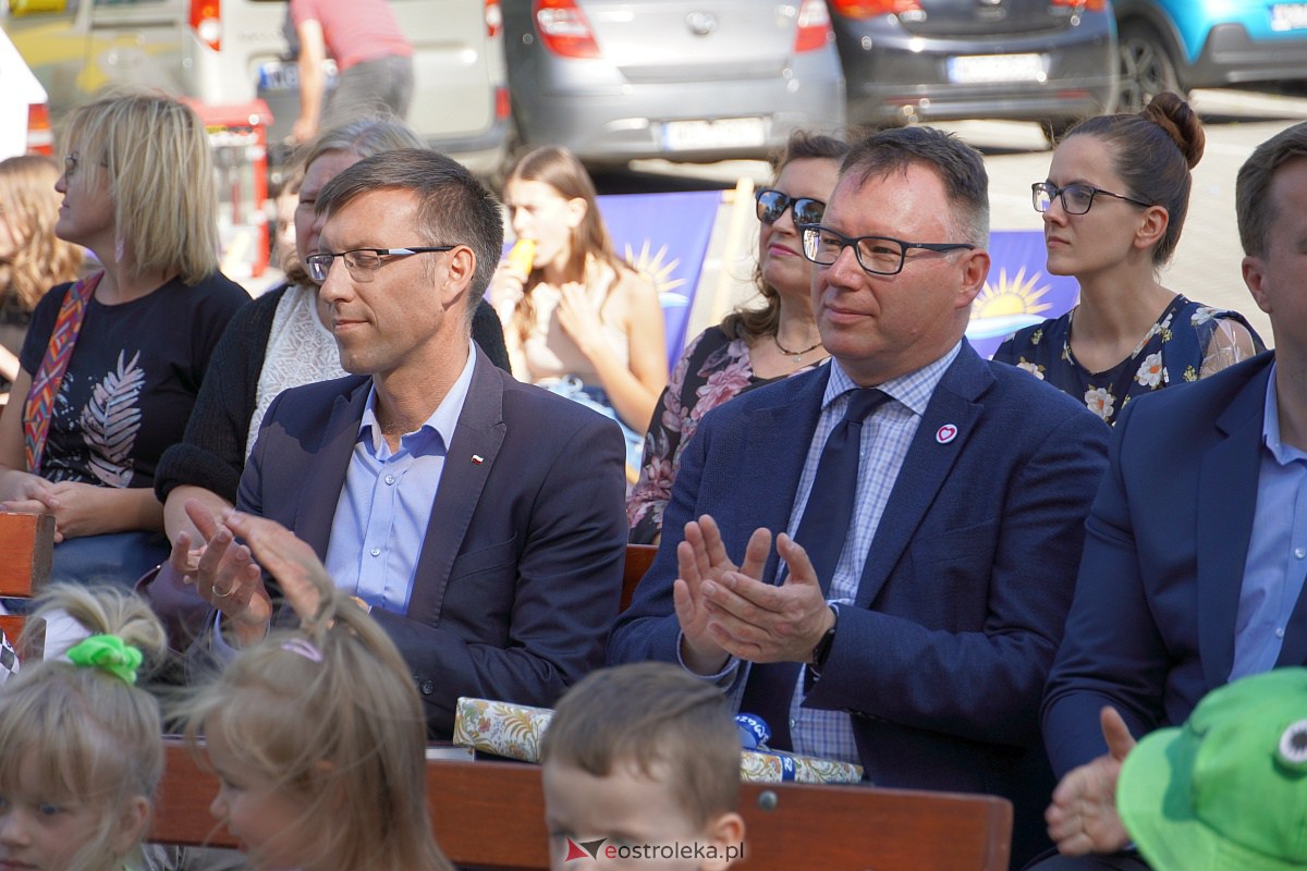 Piknik Czytelniczy. Otwarcie filii MBP Stacja Biblioteka [22.09.2023] - zdjęcie #76 - eOstroleka.pl