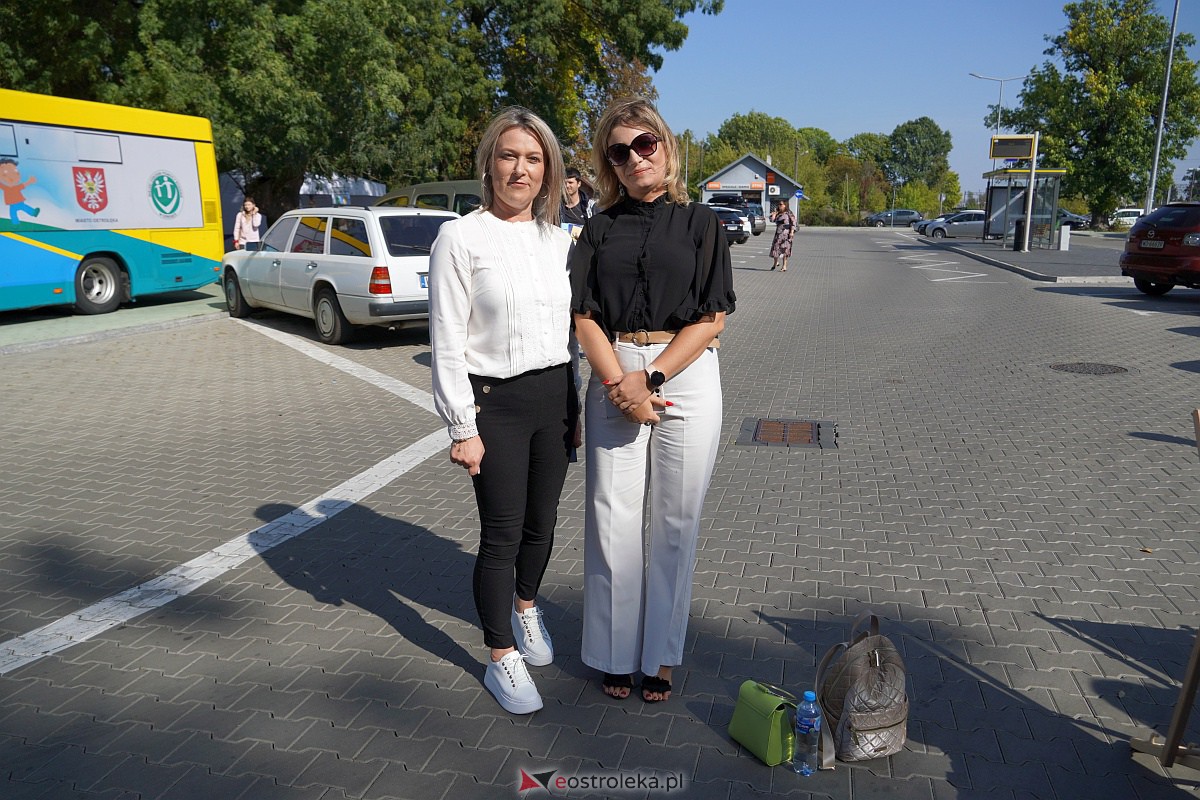 Piknik Czytelniczy. Otwarcie filii MBP Stacja Biblioteka [22.09.2023] - zdjęcie #60 - eOstroleka.pl