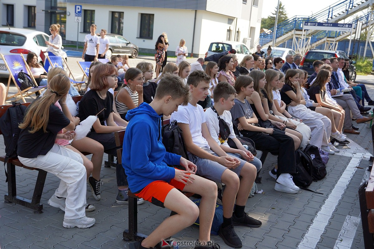 Piknik Czytelniczy. Otwarcie filii MBP Stacja Biblioteka [22.09.2023] - zdjęcie #55 - eOstroleka.pl