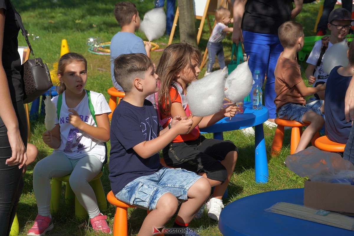Piknik Czytelniczy. Otwarcie filii MBP Stacja Biblioteka [22.09.2023] - zdjęcie #43 - eOstroleka.pl