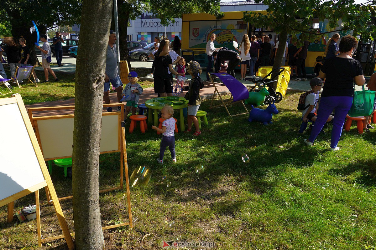 Piknik Czytelniczy. Otwarcie filii MBP Stacja Biblioteka [22.09.2023] - zdjęcie #38 - eOstroleka.pl