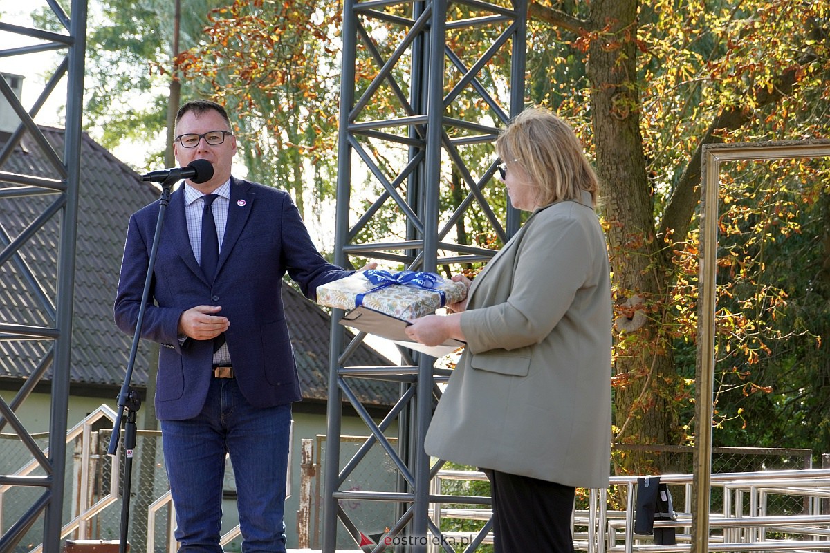 Piknik Czytelniczy. Otwarcie filii MBP Stacja Biblioteka [22.09.2023] - zdjęcie #31 - eOstroleka.pl