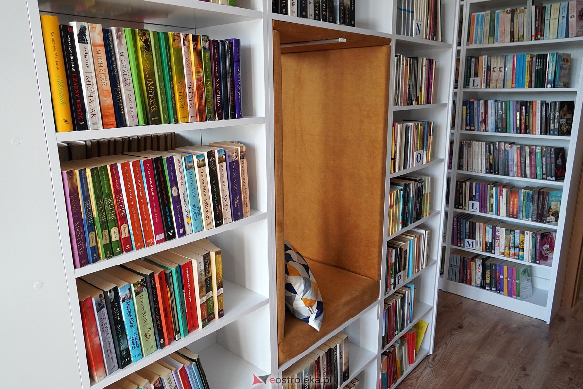 Piknik Czytelniczy. Otwarcie filii MBP Stacja Biblioteka [22.09.2023] - zdjęcie #19 - eOstroleka.pl