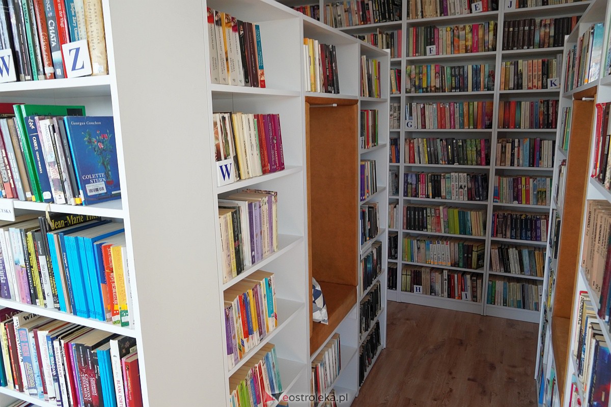 Piknik Czytelniczy. Otwarcie filii MBP Stacja Biblioteka [22.09.2023] - zdjęcie #18 - eOstroleka.pl