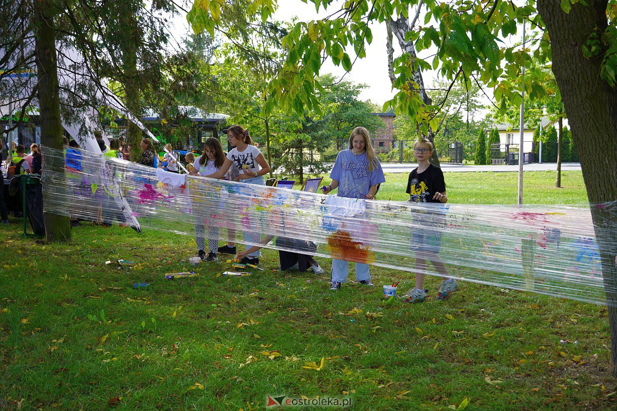 Piknik Czytelniczy. Otwarcie filii MBP Stacja Biblioteka [22.09.2023] - zdjęcie #10 - eOstroleka.pl