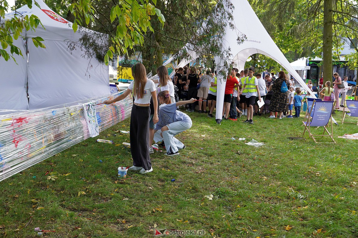 Piknik Czytelniczy. Otwarcie filii MBP Stacja Biblioteka [22.09.2023] - zdjęcie #9 - eOstroleka.pl