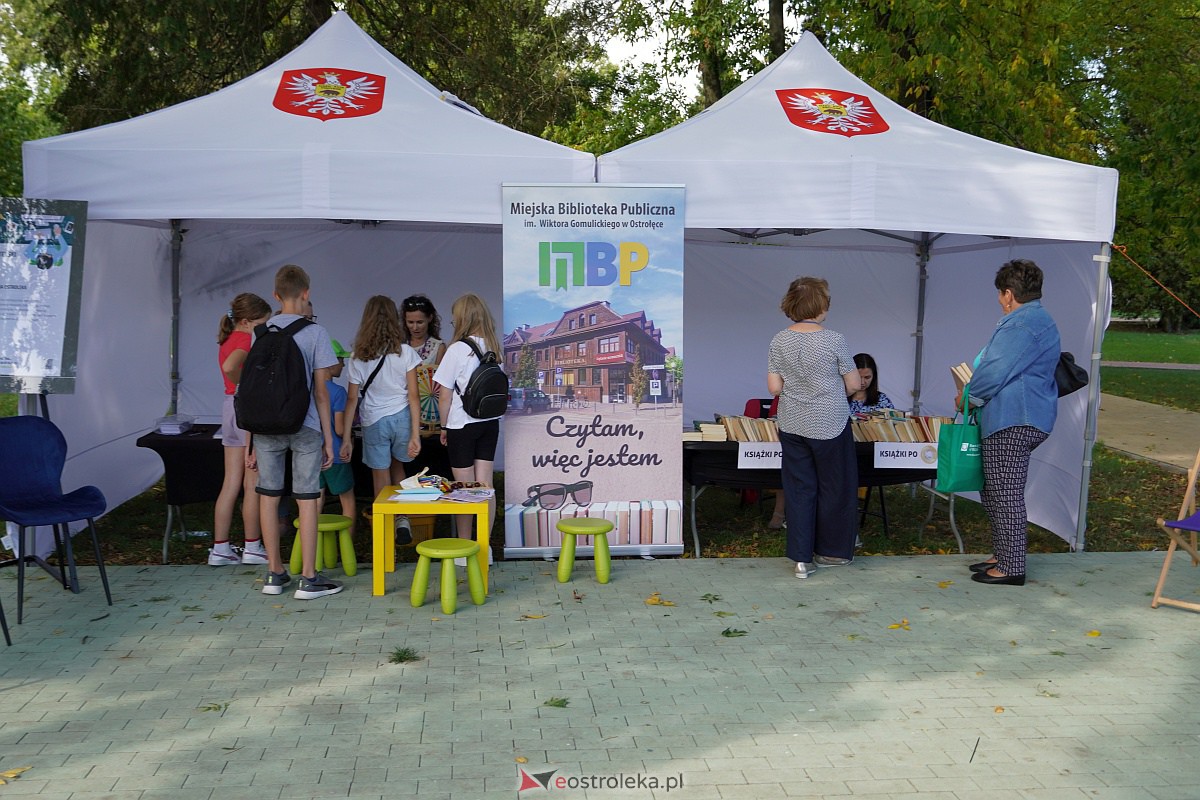 Piknik Czytelniczy. Otwarcie filii MBP Stacja Biblioteka [22.09.2023] - zdjęcie #5 - eOstroleka.pl