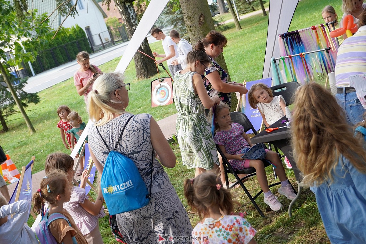 Piknik Czytelniczy. Otwarcie filii MBP Stacja Biblioteka [22.09.2023] - zdjęcie #2 - eOstroleka.pl