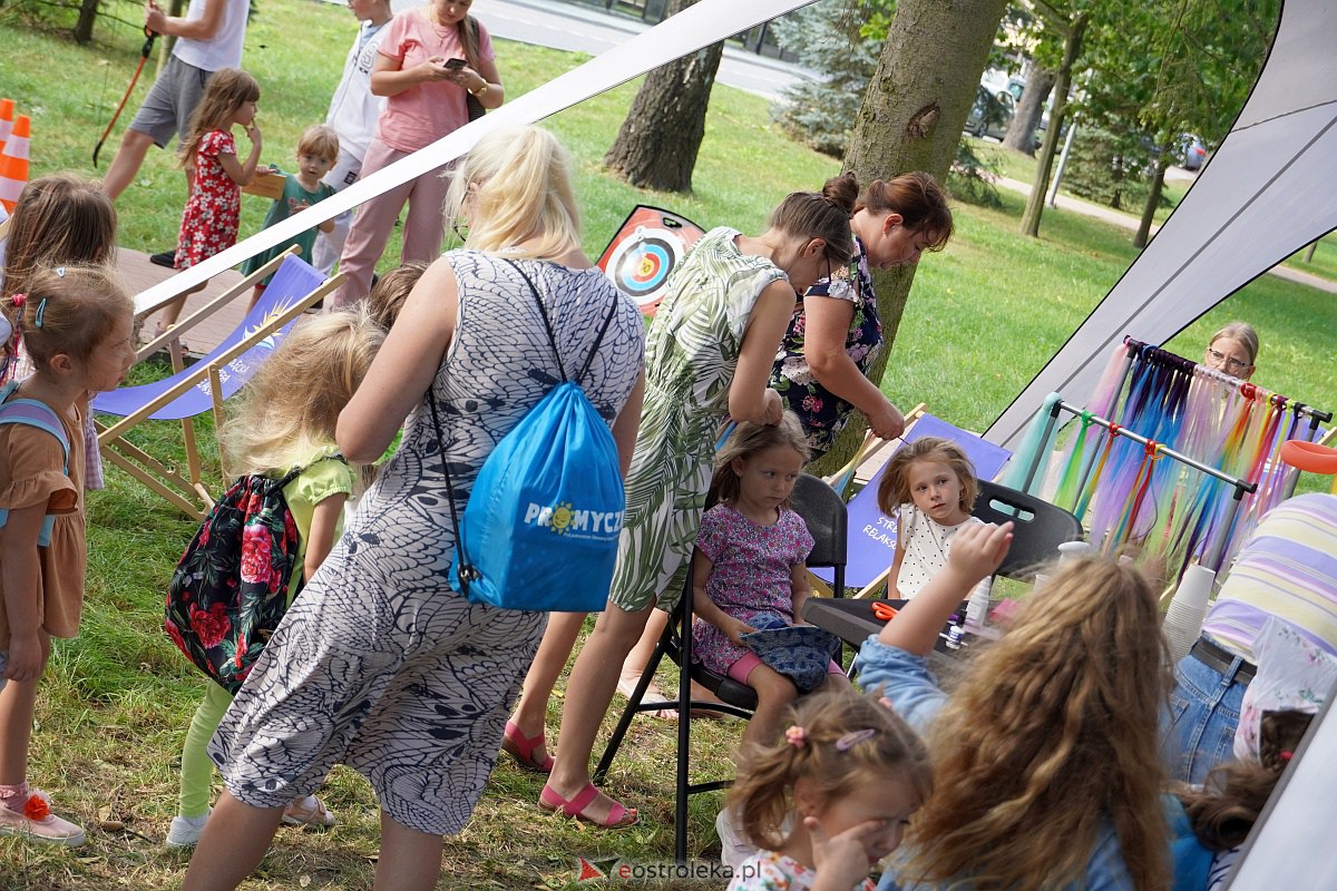 Piknik Czytelniczy. Otwarcie filii MBP Stacja Biblioteka [22.09.2023] - zdjęcie #1 - eOstroleka.pl