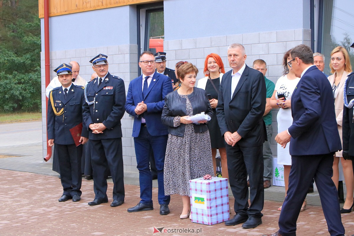 Strażnica OSP w Czarni Kadzidlańskiej oficjalnie otwarta [23.09.2023]  - zdjęcie #70 - eOstroleka.pl
