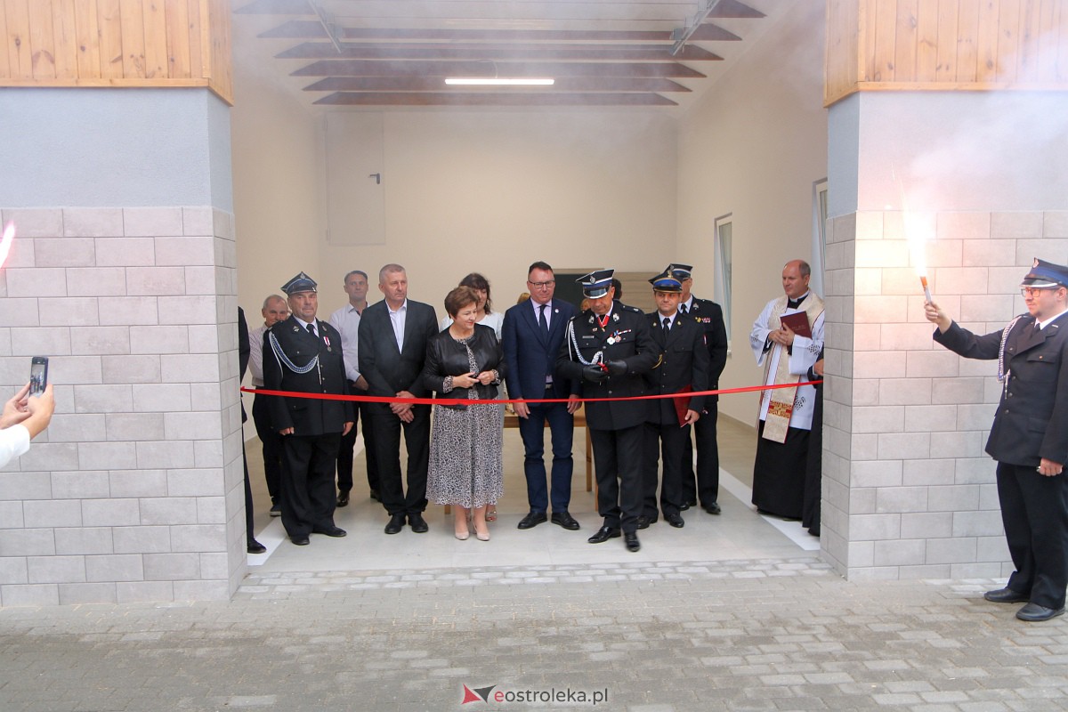 Strażnica OSP w Czarni Kadzidlańskiej oficjalnie otwarta [23.09.2023]  - zdjęcie #52 - eOstroleka.pl
