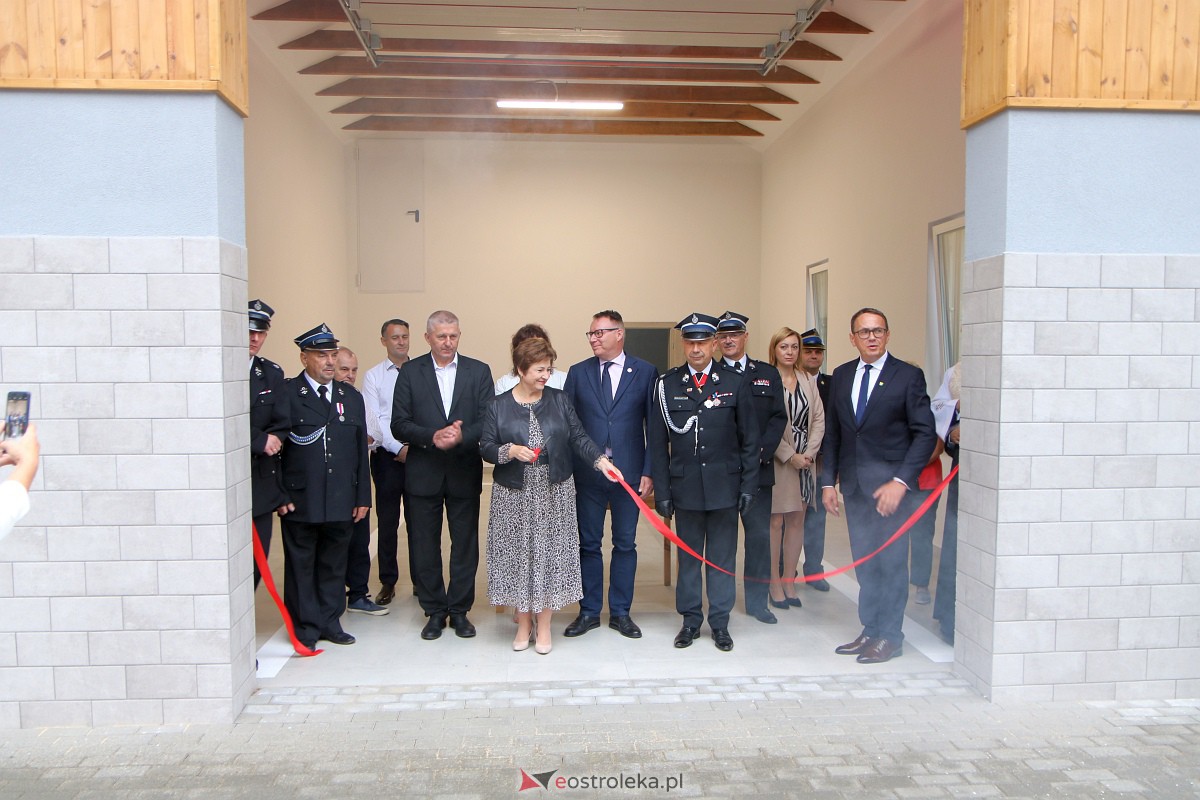 Strażnica OSP w Czarni Kadzidlańskiej oficjalnie otwarta [23.09.2023]  - zdjęcie #45 - eOstroleka.pl