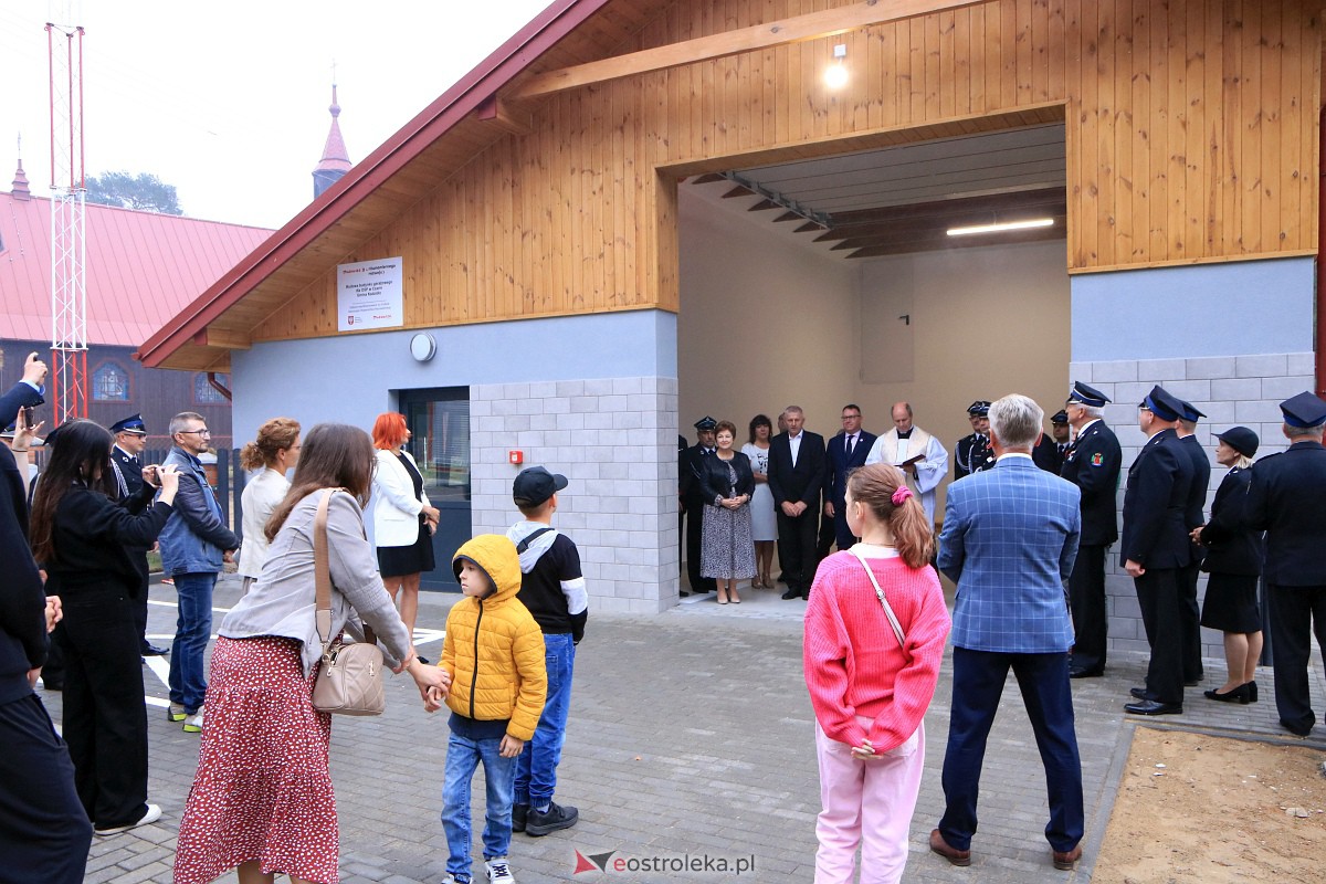 Strażnica OSP w Czarni Kadzidlańskiej oficjalnie otwarta [23.09.2023]  - zdjęcie #40 - eOstroleka.pl