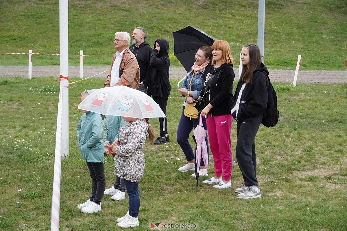 XI Zawody Kawaleryjskie - konkurs sprawności kawaleryjskiej w skokach przez przeszkody [23.09.2023] - zdjęcie #10 - eOstroleka.pl