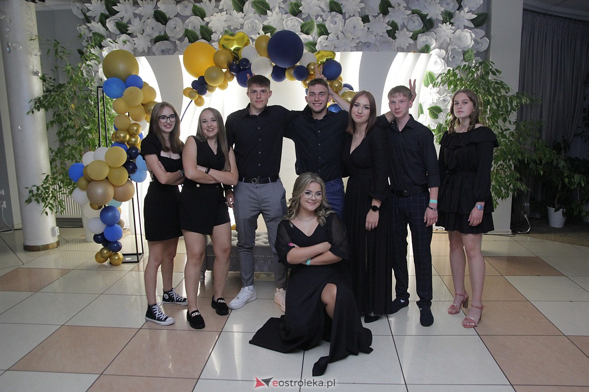 Półmetek uczniów z Zespołu Szkół Zawodowych nr 4 w Ostrołęce [23.09.2023] - zdjęcie #161 - eOstroleka.pl