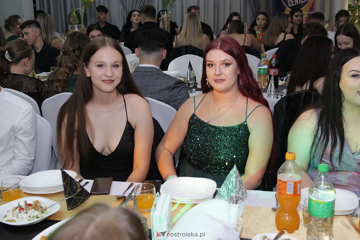 Półmetek uczniów z Zespołu Szkół Zawodowych nr 4 w Ostrołęce [23.09.2023] - zdjęcie #130 - eOstroleka.pl