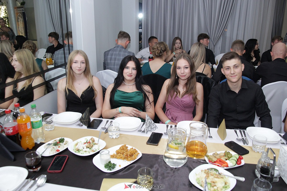 Półmetek uczniów z Zespołu Szkół Zawodowych nr 4 w Ostrołęce [23.09.2023] - zdjęcie #118 - eOstroleka.pl