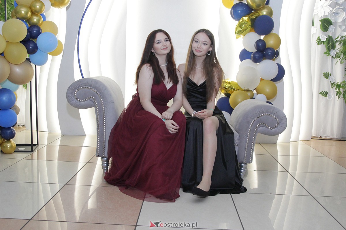 Półmetek uczniów z Zespołu Szkół Zawodowych nr 4 w Ostrołęce [23.09.2023] - zdjęcie #117 - eOstroleka.pl