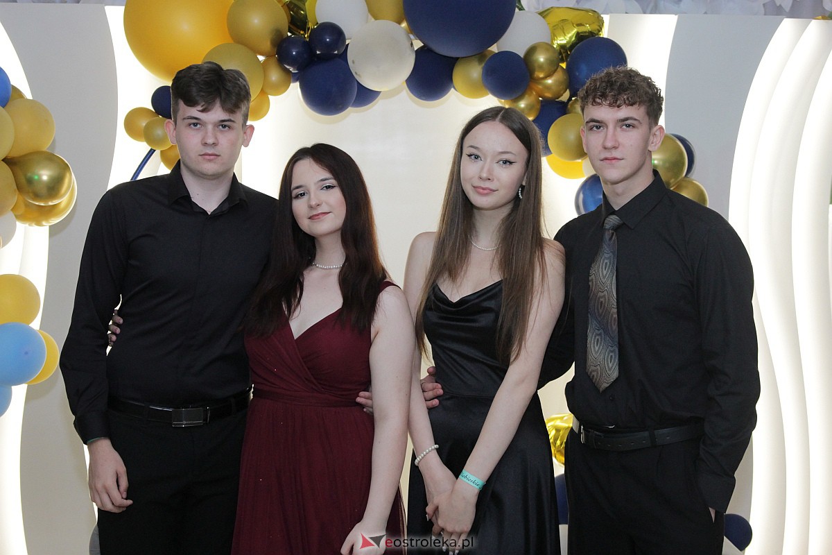 Półmetek uczniów z Zespołu Szkół Zawodowych nr 4 w Ostrołęce [23.09.2023] - zdjęcie #115 - eOstroleka.pl