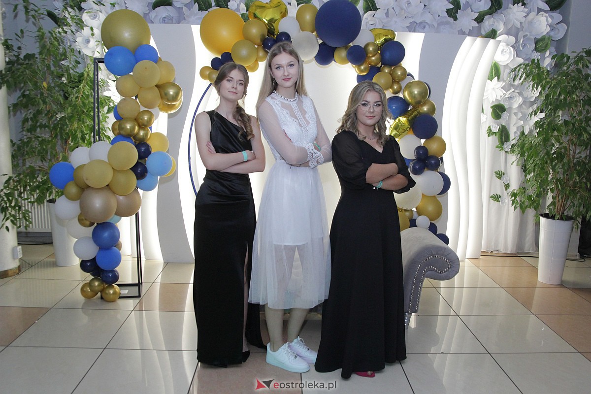 Półmetek uczniów z Zespołu Szkół Zawodowych nr 4 w Ostrołęce [23.09.2023] - zdjęcie #112 - eOstroleka.pl