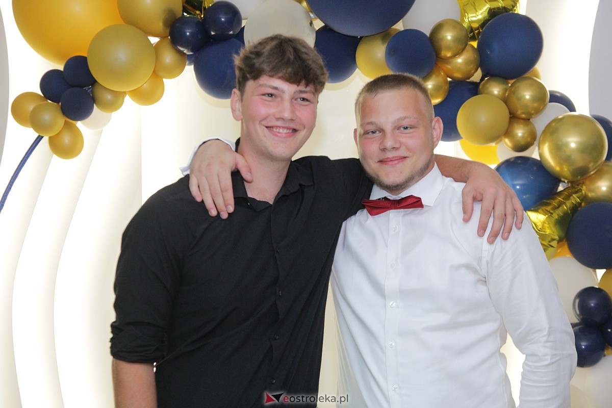 Półmetek uczniów z Zespołu Szkół Zawodowych nr 4 w Ostrołęce [23.09.2023] - zdjęcie #108 - eOstroleka.pl