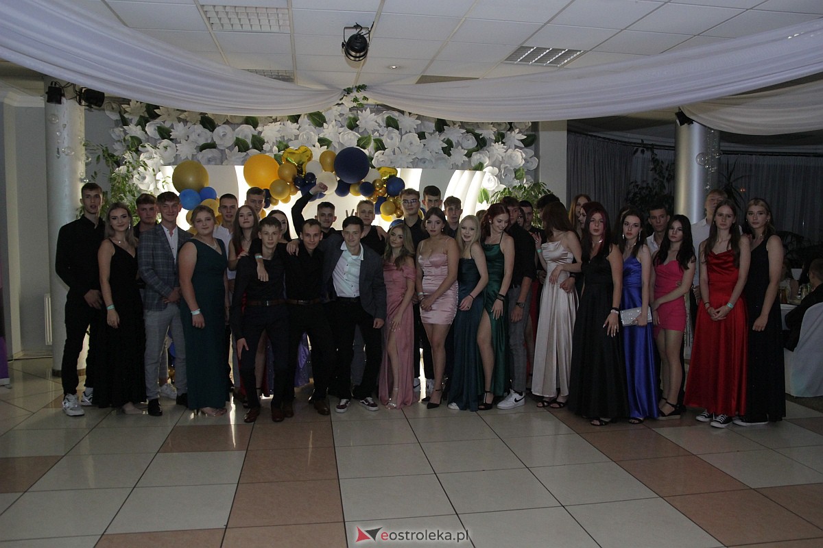 Półmetek uczniów z Zespołu Szkół Zawodowych nr 4 w Ostrołęce [23.09.2023] - zdjęcie #100 - eOstroleka.pl