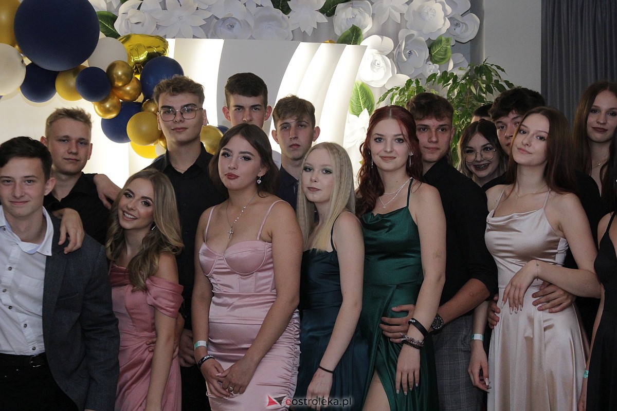 Półmetek uczniów z Zespołu Szkół Zawodowych nr 4 w Ostrołęce [23.09.2023] - zdjęcie #97 - eOstroleka.pl