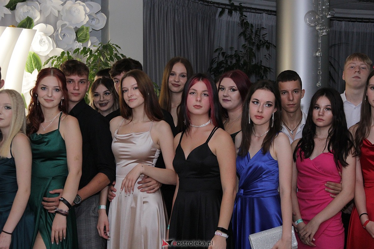 Półmetek uczniów z Zespołu Szkół Zawodowych nr 4 w Ostrołęce [23.09.2023] - zdjęcie #96 - eOstroleka.pl