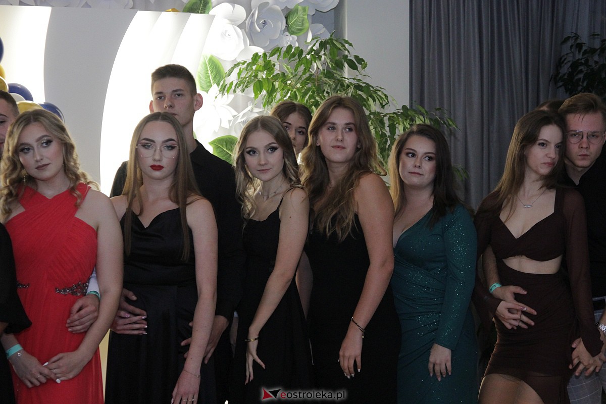 Półmetek uczniów z Zespołu Szkół Zawodowych nr 4 w Ostrołęce [23.09.2023] - zdjęcie #84 - eOstroleka.pl