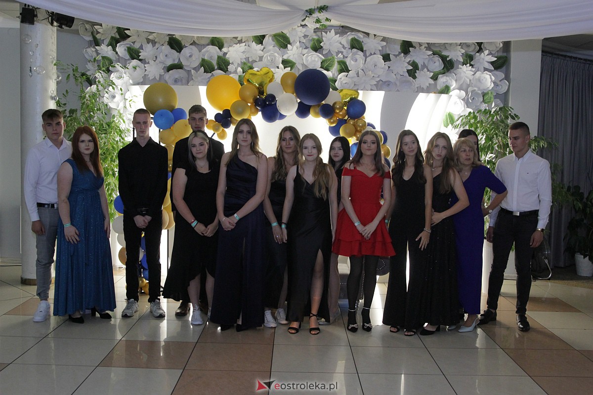 Półmetek uczniów z Zespołu Szkół Zawodowych nr 4 w Ostrołęce [23.09.2023] - zdjęcie #81 - eOstroleka.pl