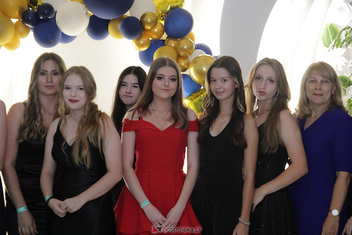 Półmetek uczniów z Zespołu Szkół Zawodowych nr 4 w Ostrołęce [23.09.2023] - zdjęcie #79 - eOstroleka.pl