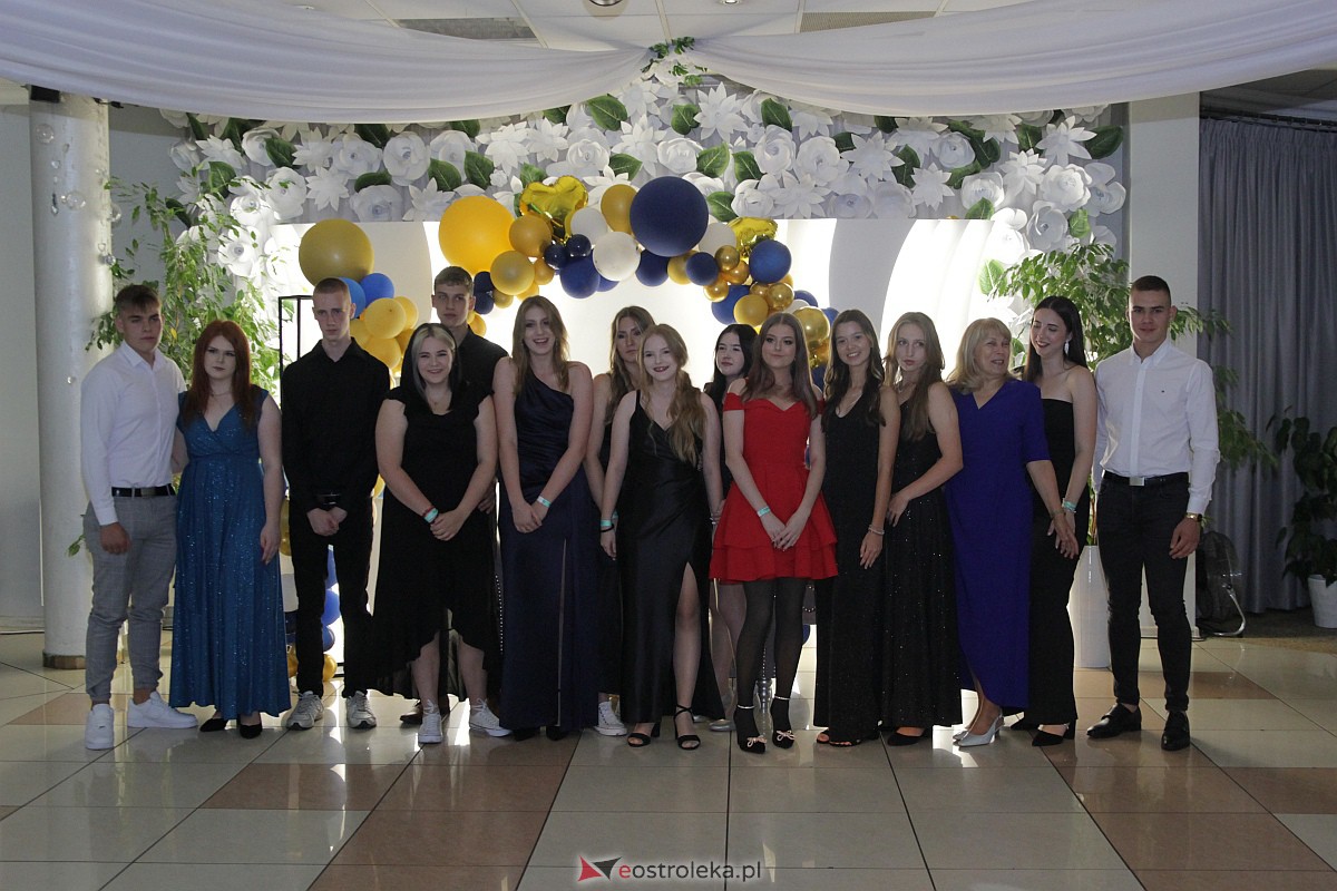 Półmetek uczniów z Zespołu Szkół Zawodowych nr 4 w Ostrołęce [23.09.2023] - zdjęcie #78 - eOstroleka.pl