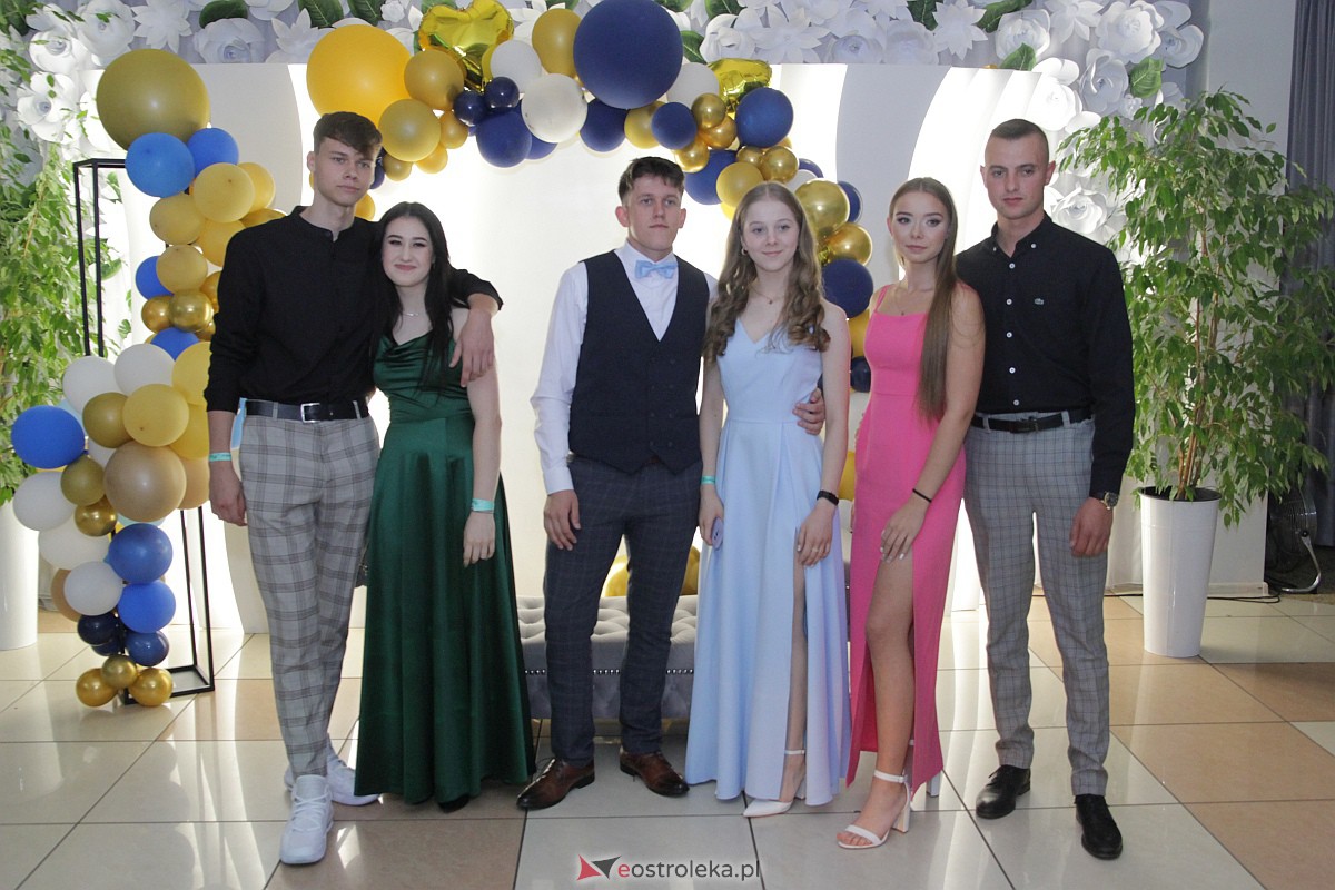 Półmetek uczniów z Zespołu Szkół Zawodowych nr 4 w Ostrołęce [23.09.2023] - zdjęcie #73 - eOstroleka.pl