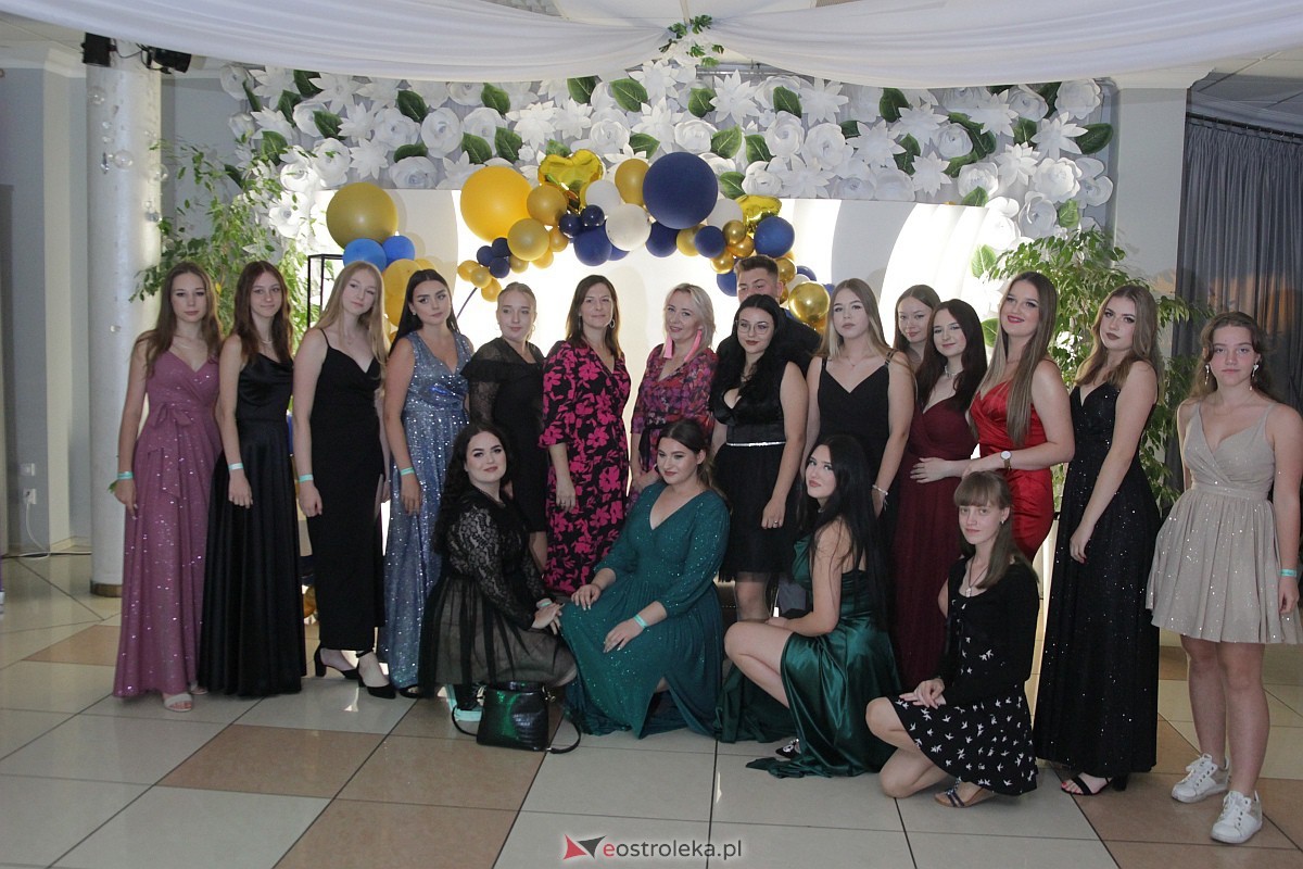 Półmetek uczniów z Zespołu Szkół Zawodowych nr 4 w Ostrołęce [23.09.2023] - zdjęcie #49 - eOstroleka.pl