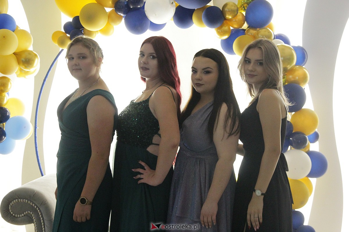 Półmetek uczniów z Zespołu Szkół Zawodowych nr 4 w Ostrołęce [23.09.2023] - zdjęcie #40 - eOstroleka.pl