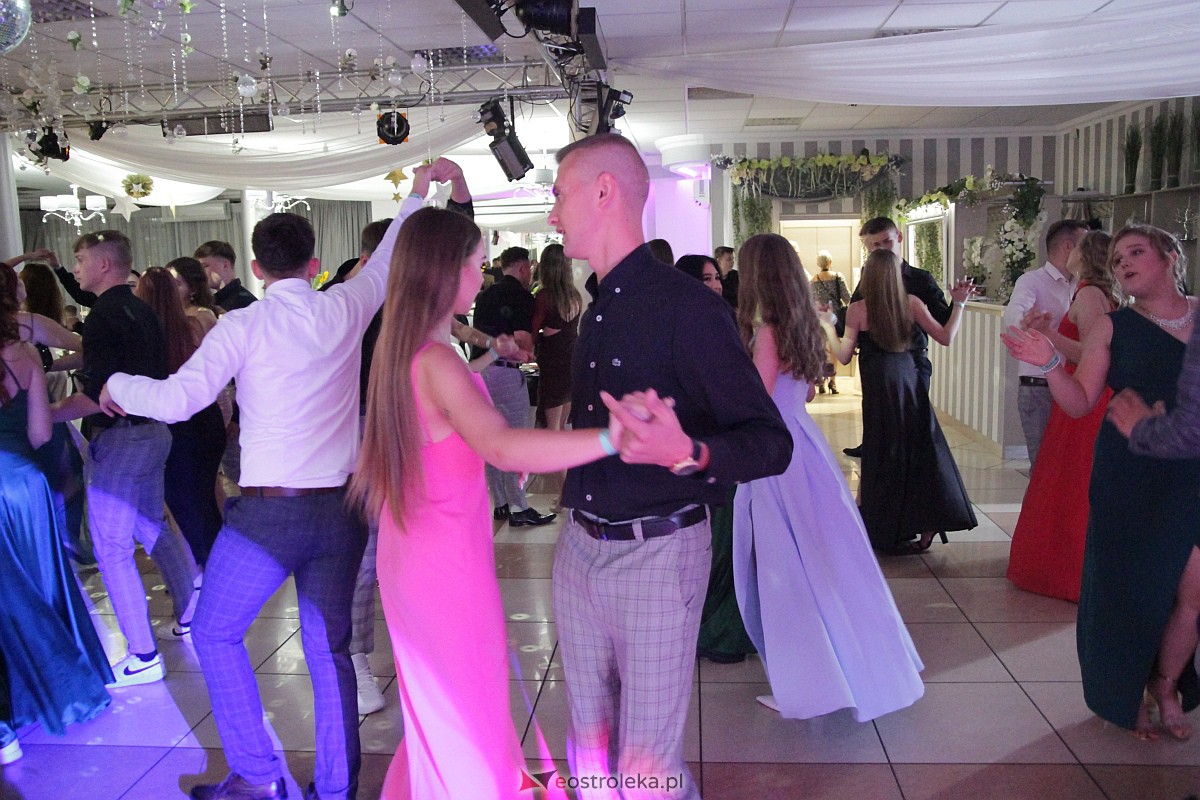 Półmetek uczniów z Zespołu Szkół Zawodowych nr 4 w Ostrołęce [23.09.2023] - zdjęcie #30 - eOstroleka.pl