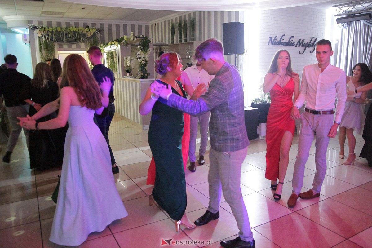 Półmetek uczniów z Zespołu Szkół Zawodowych nr 4 w Ostrołęce [23.09.2023] - zdjęcie #29 - eOstroleka.pl