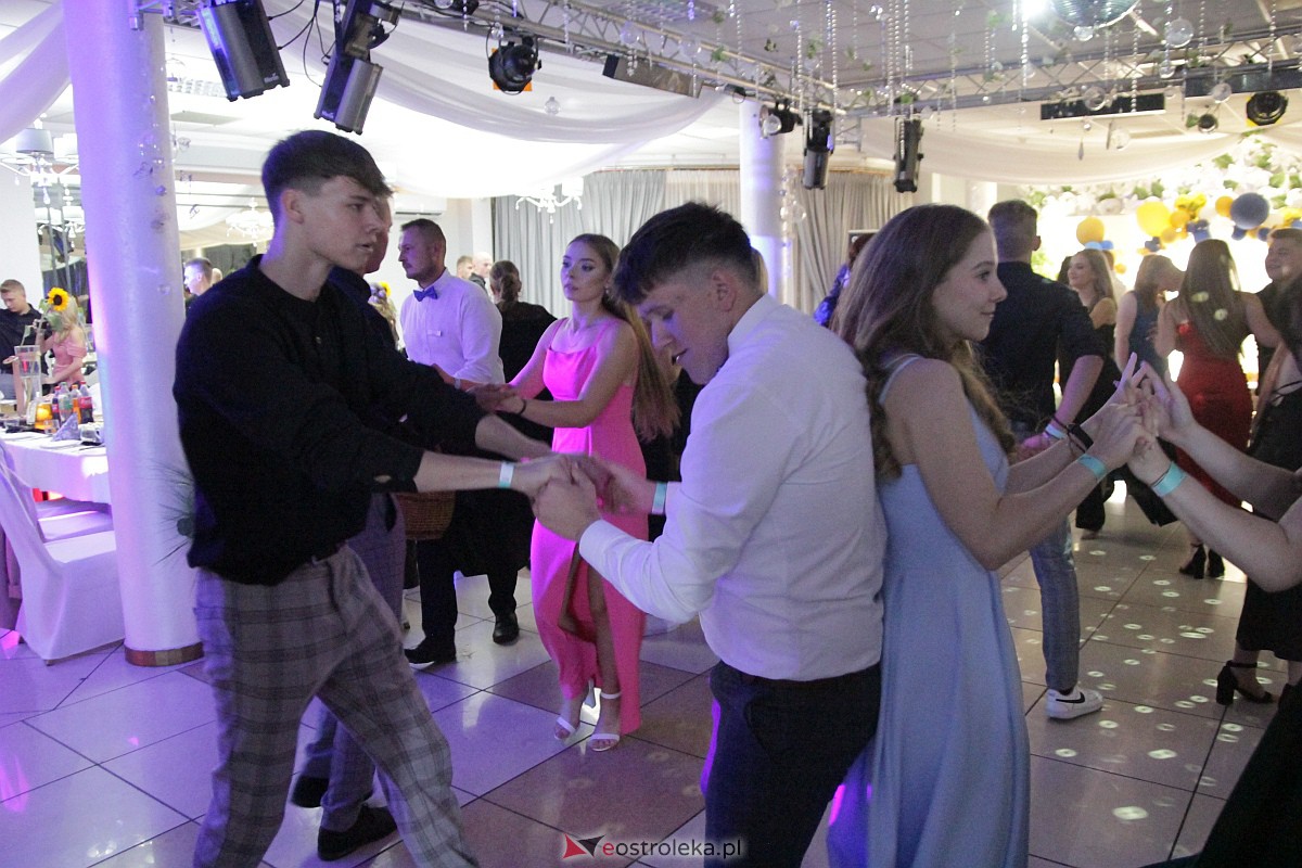 Półmetek uczniów z Zespołu Szkół Zawodowych nr 4 w Ostrołęce [23.09.2023] - zdjęcie #24 - eOstroleka.pl