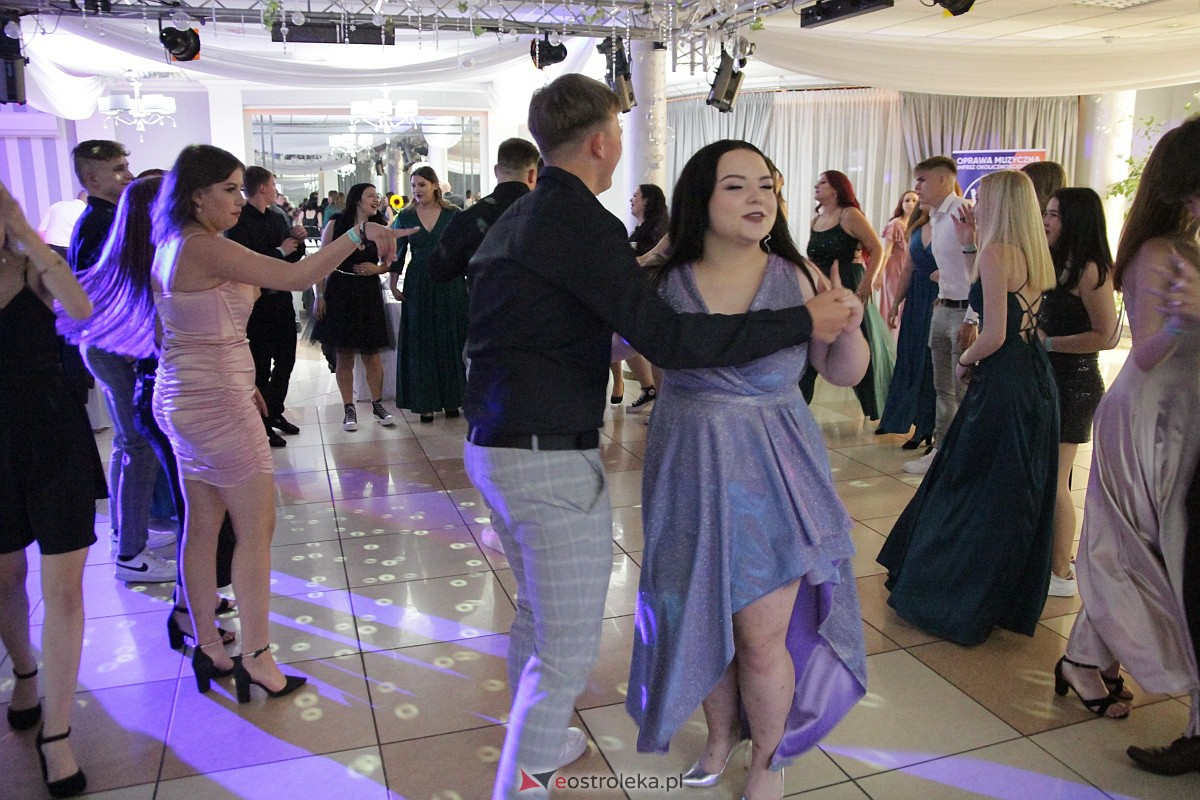 Półmetek uczniów z Zespołu Szkół Zawodowych nr 4 w Ostrołęce [23.09.2023] - zdjęcie #20 - eOstroleka.pl