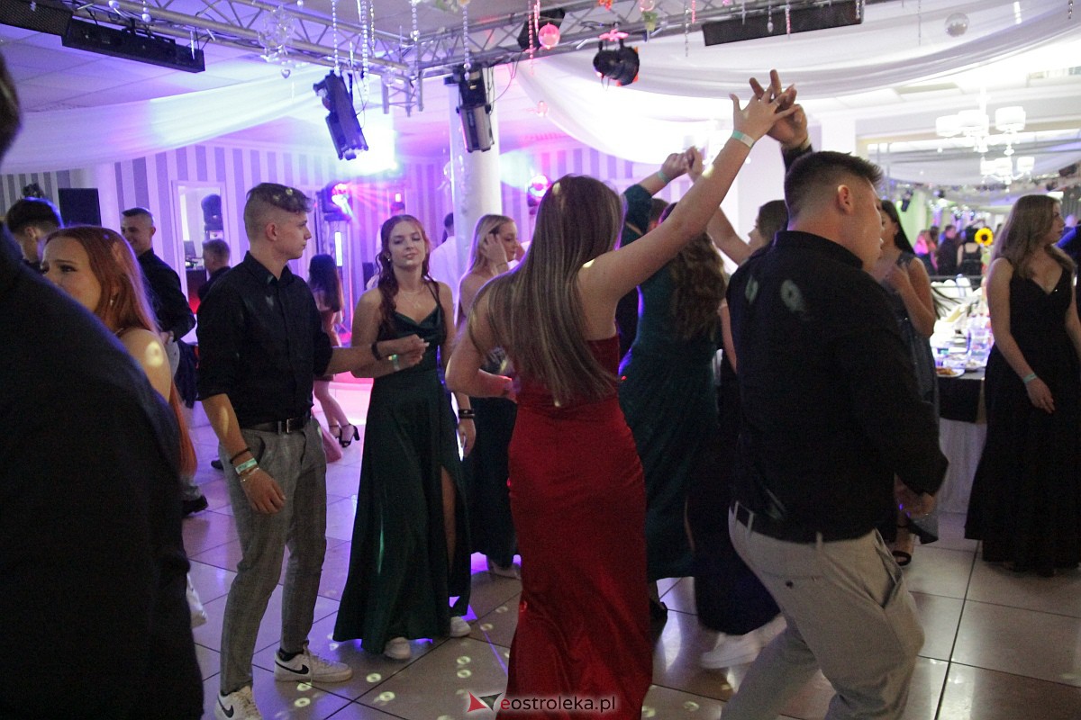 Półmetek uczniów z Zespołu Szkół Zawodowych nr 4 w Ostrołęce [23.09.2023] - zdjęcie #16 - eOstroleka.pl