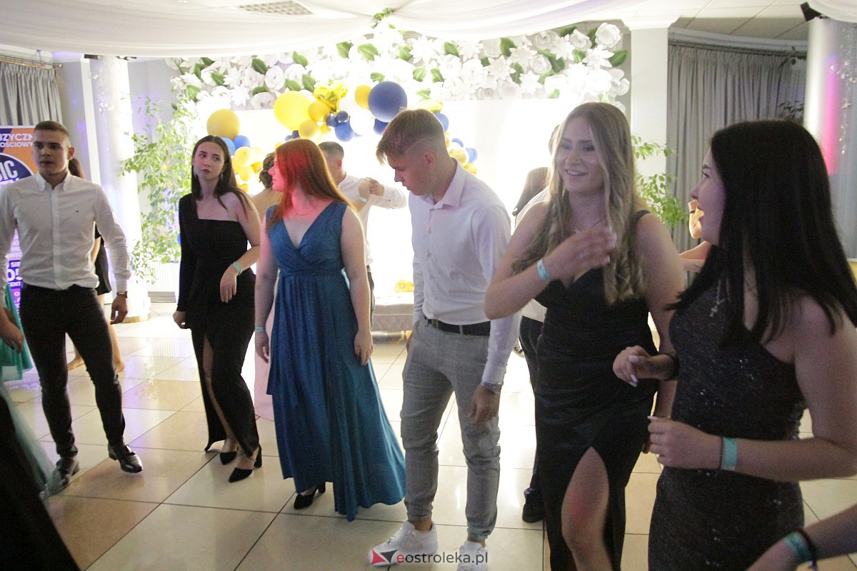 Półmetek uczniów z Zespołu Szkół Zawodowych nr 4 w Ostrołęce [23.09.2023] - zdjęcie #14 - eOstroleka.pl