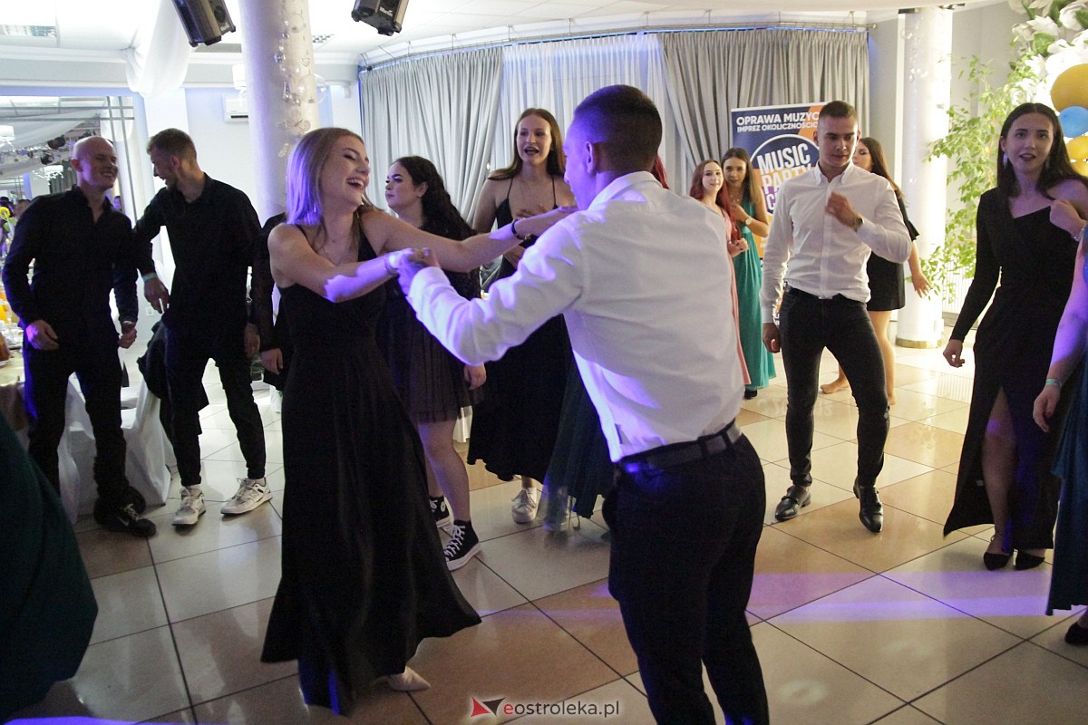 Półmetek uczniów z Zespołu Szkół Zawodowych nr 4 w Ostrołęce [23.09.2023] - zdjęcie #13 - eOstroleka.pl